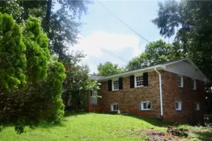 4624 Burns Rd NW, Lilburn, GA 30047 - Photo 4