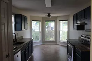 6592 Browns Mill Ferry Dr, Lithonia, GA 30038 - Photo 6