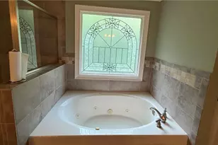 1652 Park Hollow Ln, Lawrenceville, GA 30043 - Photo 24