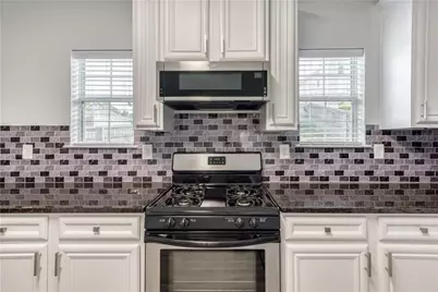 3772 Sunbridge Drive, Snellville, GA 30039 - Photo 8