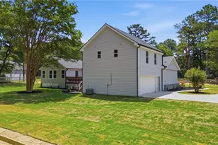 2450 Tennyson Trail, Grayson, GA 30017 - Photo 8