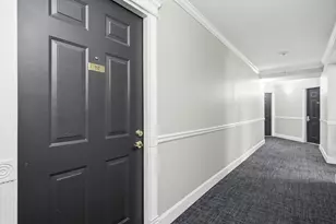 795 Hammond Dr, Atlanta, GA 30328 - Photo 4