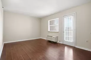 795 Hammond Dr, Atlanta, GA 30328 - Photo 6