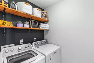 1327 Hollenbeck Ln, Riverdale, GA 30296 - Photo 12