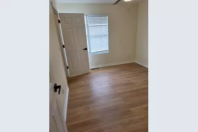 1327 Hollenbeck Lane, Riverdale, GA 30296 - Photo 16