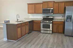 37 Lanier Ct, Hiram, GA 30141 - Photo 2