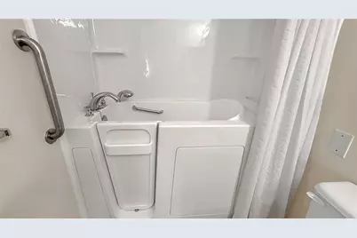 475 Mount Vernon Highway NE #C225, Atlanta, GA 30328 - Photo 2