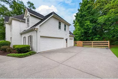 1635 Briers Chute, Alpharetta, GA 30004 - Photo 24