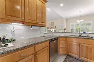 4733 Warwick Dr, Gainesville, GA 30506 - Photo 12