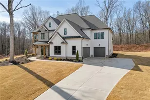 100 Gleneagles Wy, Pendergrass, GA 30567 - Photo 2