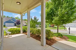 400 Laurel Spring Ct, Canton, GA 30114 - Photo 2