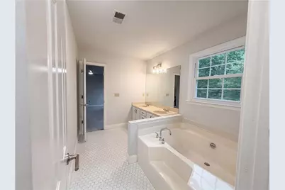 3162 Oak Leaf Court SW, Marietta, GA 30064 - Photo 16