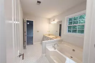 3162 Oak Leaf Ct SW, Marietta, GA 30064 - Photo 16