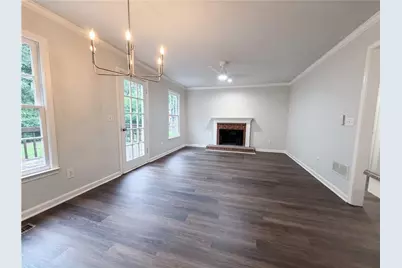 3162 Oak Leaf Court SW, Marietta, GA 30064 - Photo 4
