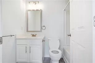 5606 Union Pointe Dr, Union City, GA 30291 - Photo 10