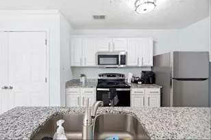 5606 Union Pointe Dr, Union City, GA 30291 - Photo 6