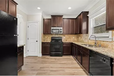 302 Kells Ct., Woodstock, GA 30188 - Photo 10