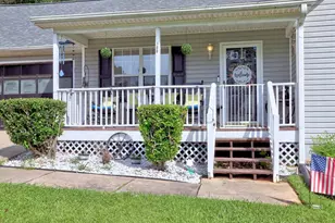 300 Willow Ln, Temple, GA 30179 - Photo 4