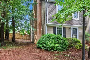 1074 New Haven Dr SW, Marietta, GA 30064 - Photo 4
