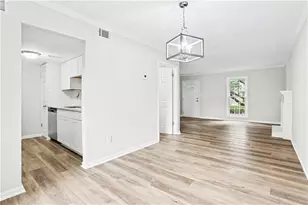 1074 New Haven Dr SW, Marietta, GA 30064 - Photo 12
