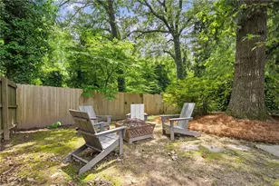 1723 Fernleaf Cir NW, Atlanta, GA 30318 - Photo 32