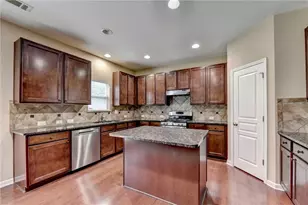 4228 Woods Creek Ln, Suwanee, GA 30024 - Photo 2