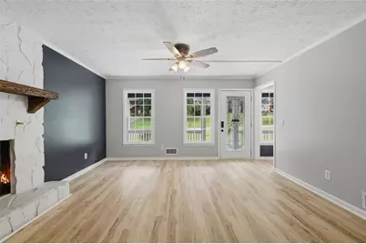 1539 Sir Galahad Drive SW, Marietta, GA 30008 - Photo 4