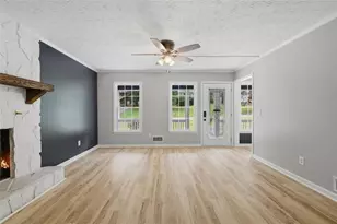 1539 Sir Galahad Dr SW, Marietta, GA 30008 - Photo 4
