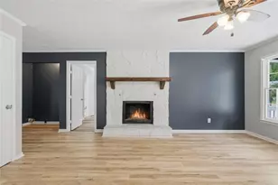 1539 Sir Galahad Dr SW, Marietta, GA 30008 - Photo 8