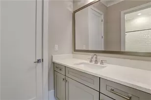 12600 Marstrow Dr, Alpharetta, GA 30004 - Photo 14