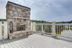 12600 Marstrow Dr, Alpharetta, GA 30004 - Photo 16