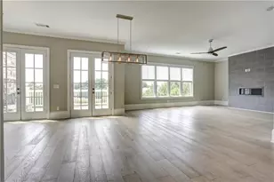 12600 Marstrow Dr, Alpharetta, GA 30004 - Photo 6