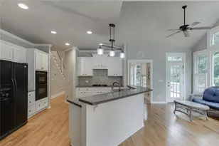 5843 Peacock Ln, Hoschton, GA 30548 - Photo 14
