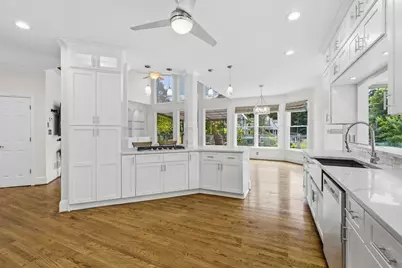 5343 Lake View Club, Dunwoody, GA 30338 - Photo 12