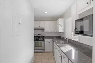 1771 Defoor Ave NW, Atlanta, GA 30318 - Photo 10