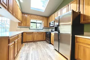 226 Pine Forest Dr, Lawrenceville, GA 30046 - Photo 10