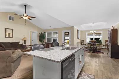 913 Widener Memorial Boulevard, Winder, GA 30680 - Photo 16