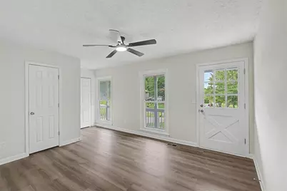 6380 Valhalla Drive, Douglasville, GA 30135 - Photo 8