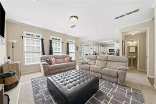 316 Harbor Pointe Dr, Stone Mountain, GA 30087 - Photo 14