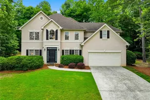 316 Harbor Pointe Dr, Stone Mountain, GA 30087 - Photo 1