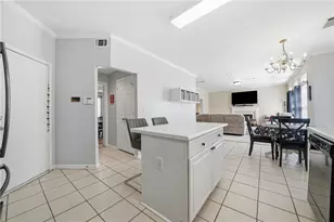 316 Harbor Pointe Dr, Stone Mountain, GA 30087 - Photo 20