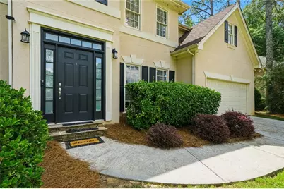 316 Harbor Pointe Drive, Stone Mountain, GA 30087 - Photo 2