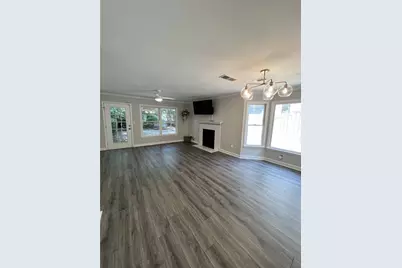 1102 Defoors Landing NW, Atlanta, GA 30318 - Photo 4