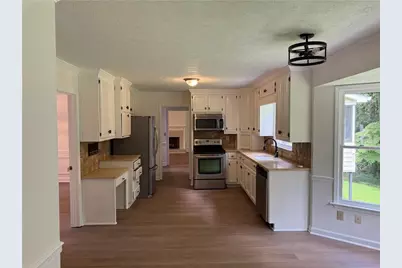12265 King Circle, Roswell, GA 30075 - Photo 8