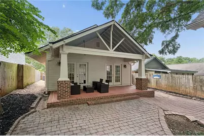 63 Lakeview Drive NE, Atlanta, GA 30317 - Photo 4