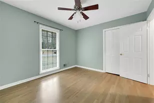 4517 E Kings Point Cir, Dunwoody, GA 30338 - Photo 18