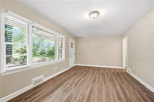 1923 Rosewood Rd, Decatur, GA 30032 - Photo 10