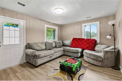203 Kenwood Road, Fayetteville, GA 30214 - Photo 6
