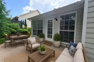 222 Clarion Rd, Lawrenceville, GA 30043 - Photo 8