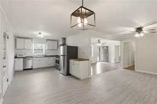 4045 Compton Cir, Powder Springs, GA 30127 - Photo 10